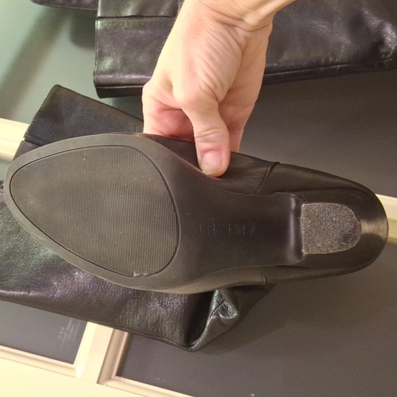 "NINE WEST" Above the knee black leather boots. SZ. 7.5 genuine leather. Perfect - Picture 5 of 17